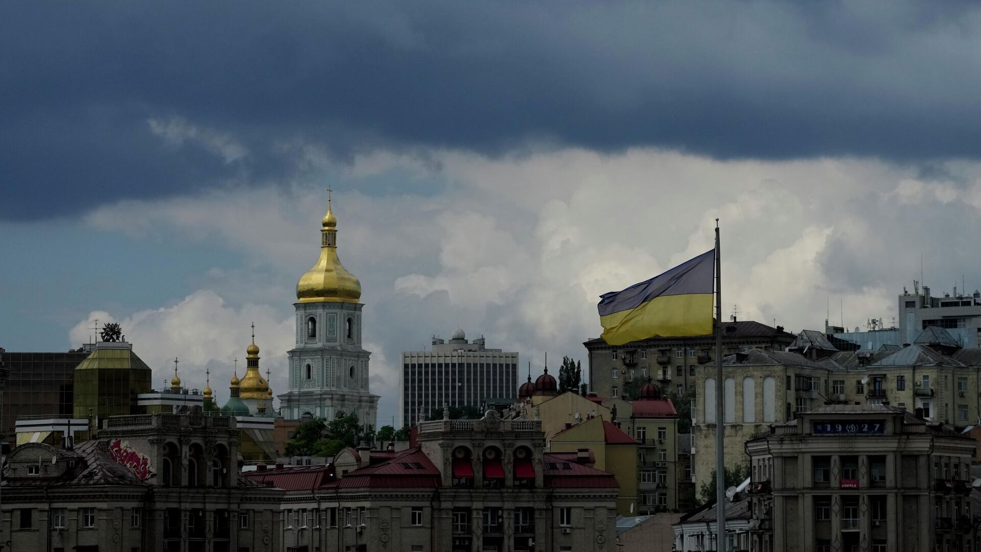 В Италии назвали истинную причину поддержки Украины со стороны ЕС