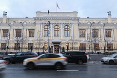 Сохранение ключевой ставки объяснили давлением на Банк России