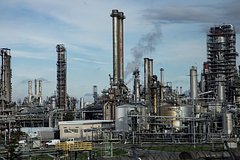 Зависящие от российской нефти НПЗ в Китае приготовились к закрытию