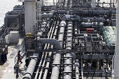 Стало известно об отказе США продливать лицензию для расчетов за нефть из России