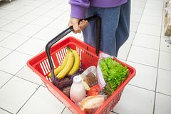 Власти России решили договориться с торговыми сетями о ценах на продукты