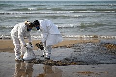 Роспотребнадзор выявил отклонение от норм в морской воде в российском курортном регионе