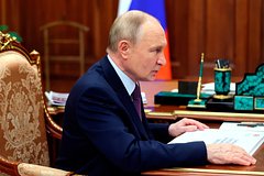 Путин отменил межвидовой статус военных округов в России