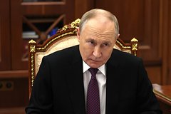 Путину показали дронопорт