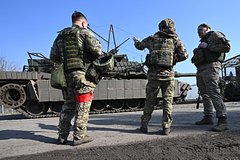 Российские бойцы рассказали о прячущихся в подвалах Суджи солдатах ВСУ