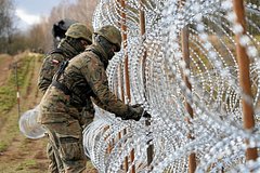 В России отреагировали на планы Польши разместить противопехотные мины на границе