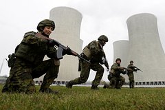 Из-за конфликта на Украине чешские военные массово увольняются из армии